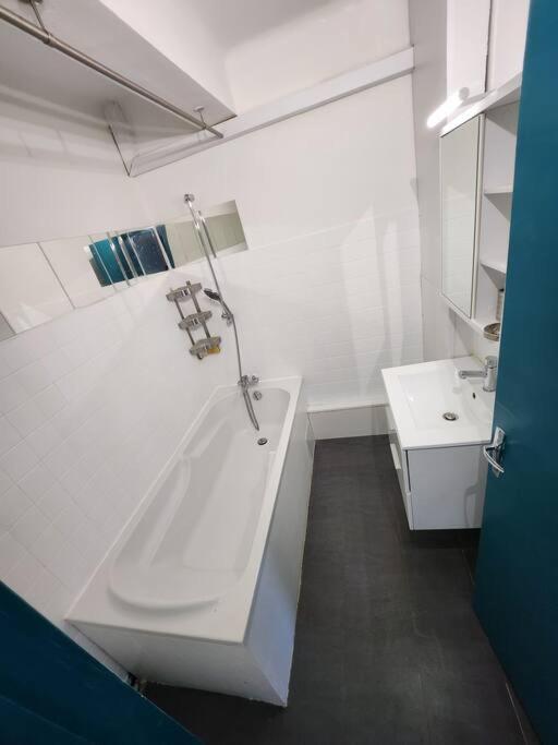 Appartement Deux Chambres 64M2 Avignon Extérieur photo